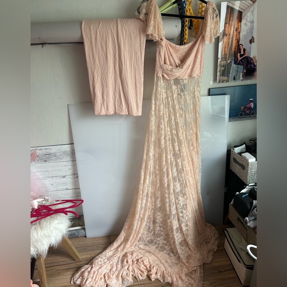 Sew trendy maternity pink lace dress with flutter sleeves